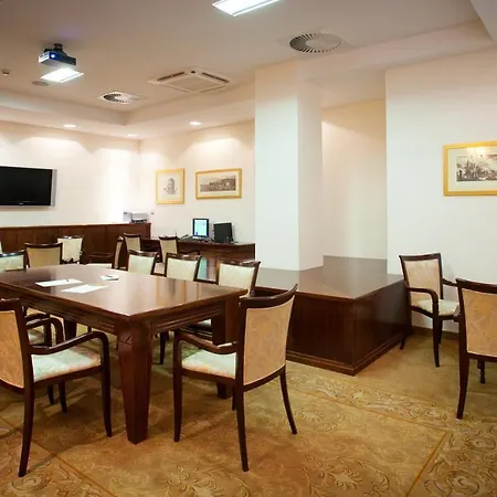 格洛波酒店
