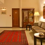 Globo Hotel 4*