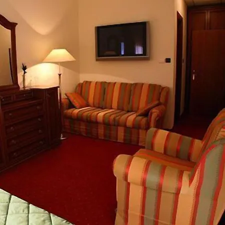 글로보 4* 스플리트